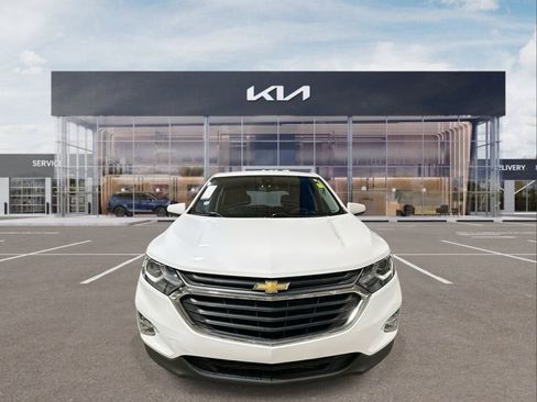 Used 2020 Chevrolet Equinox LT image 3