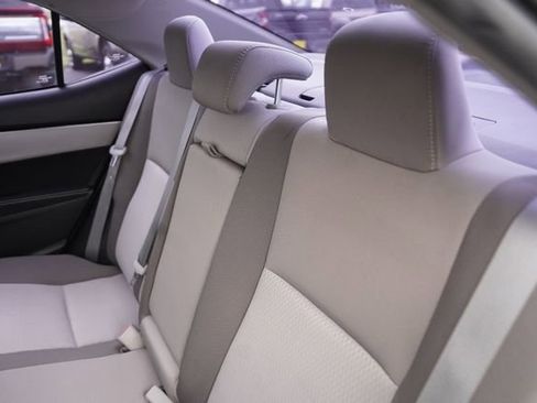 Used 2019 Toyota Corolla LE FWD image 13