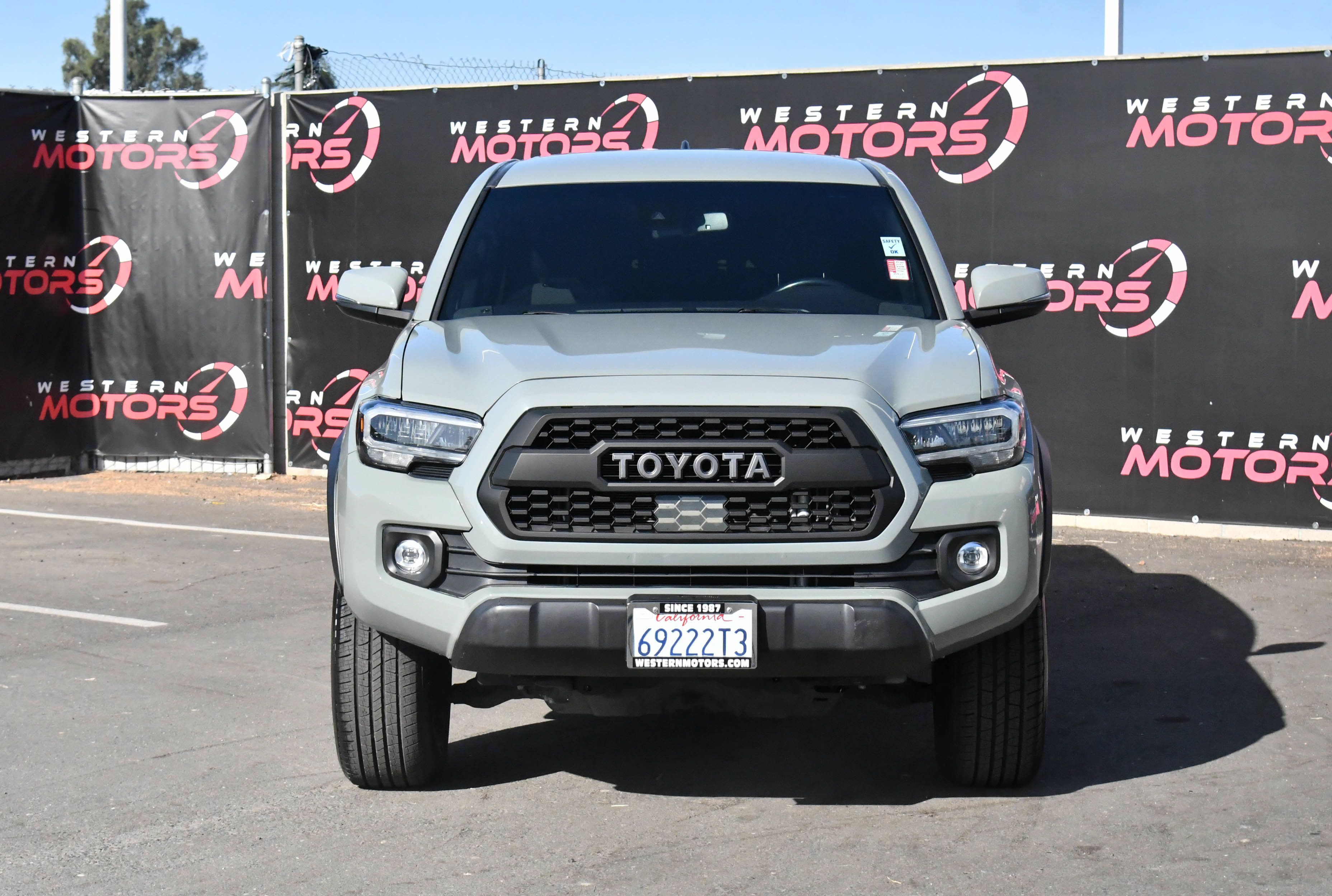 Used 2023 Toyota Tacoma TRD Off-Road RWD image 2