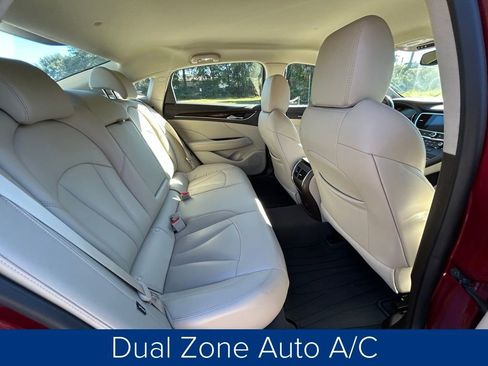 Used 2017 Buick LaCrosse Preferred image 21