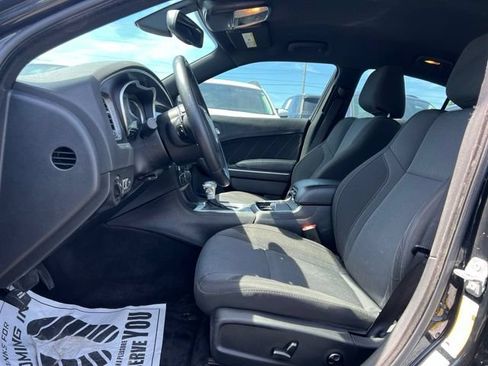 Used 2016 Dodge Charger R/T RWD image 11