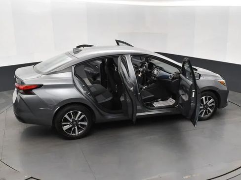 Used 2025 Nissan Versa SV FWD image 6