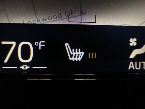 Used 2017 Volvo XC90 T6 R-Design w/ Vision Package image 26