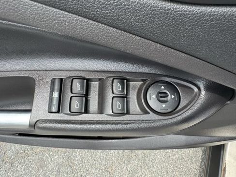 Used 2018 Ford Escape SE AWD/4WD image 18