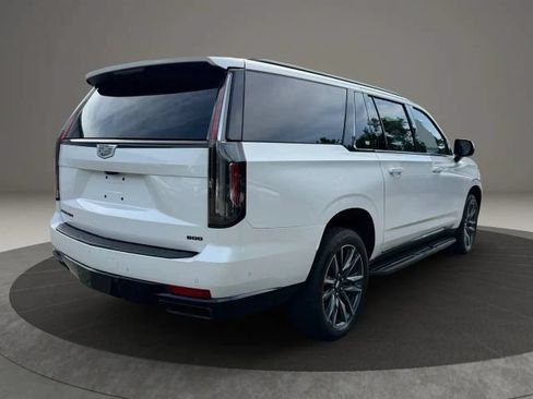 Used 2021 Cadillac Escalade ESV Sport AWD/4WD image 5