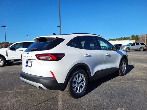 New 2026 Ford Escape Active image 5