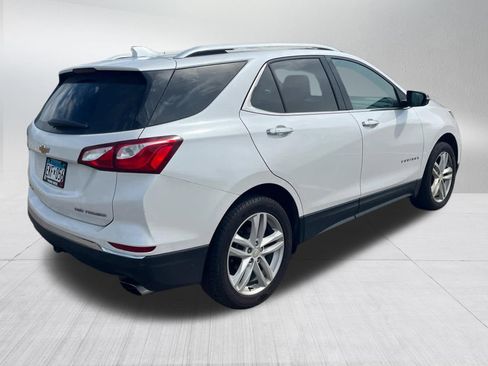 Used 2019 Chevrolet Equinox Premier AWD/4WD image 6