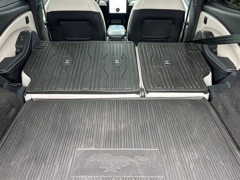 Used 2021 Ford Mustang Mach-E Premium image 15