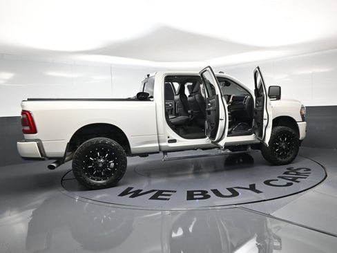 Used 2023 RAM 2500 Laramie AWD/4WD image 23