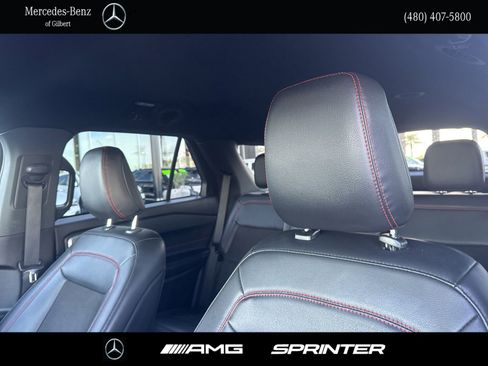 Used 2024 Ford Explorer ST-Line w/ Class IV Trailer Tow Package image 14