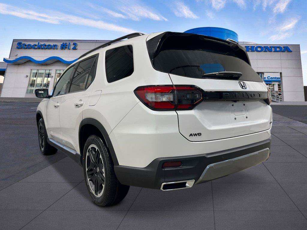 New 2026 Honda Pilot image 3