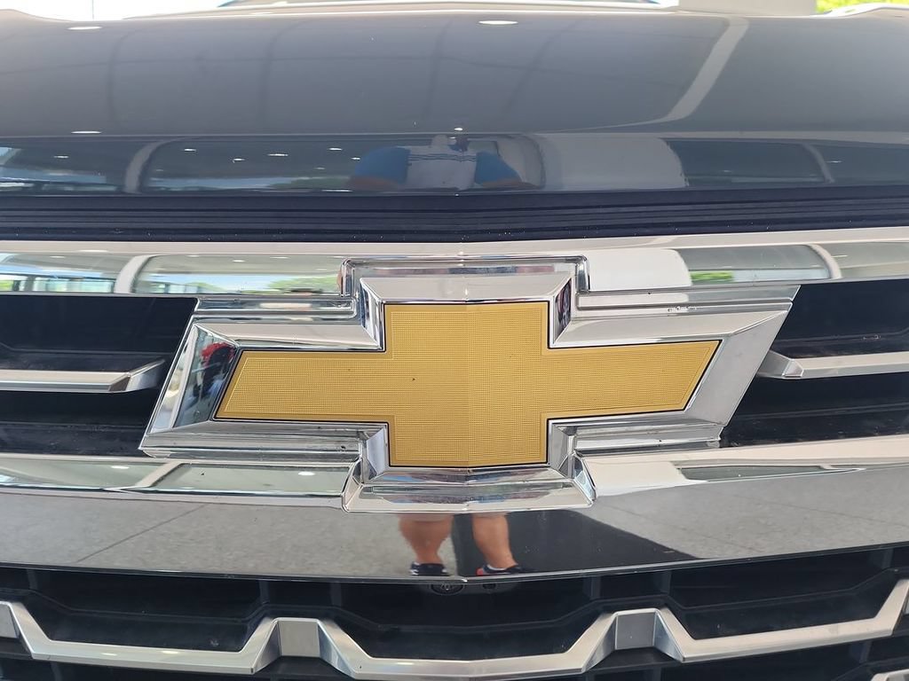 Certified 2025 Chevrolet Silverado 1500 LTZ w/ LTZ Premium Package AWD/4WD image 31