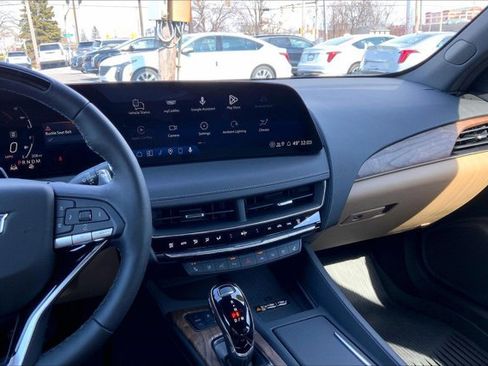 Used 2026 Cadillac CT5 Premium Luxury image 5