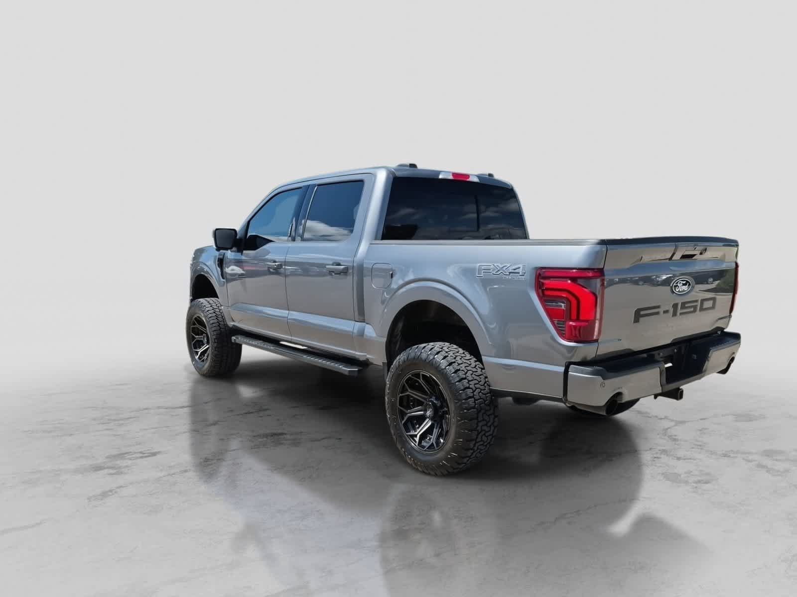 Used 2024 Ford F150 Lariat w/ FX4 Off-Road Package AWD/4WD image 6