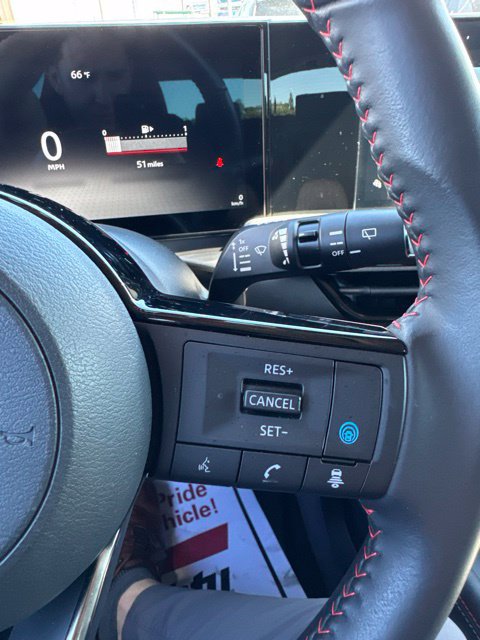 Certified 2025 Nissan Kicks SR AWD/4WD image 29