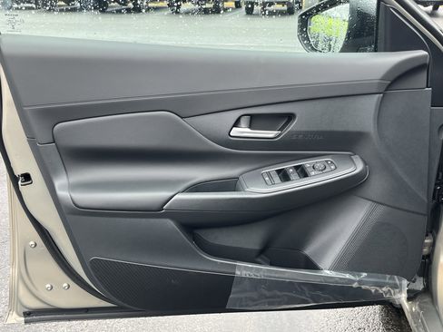 New 2026 Nissan Sentra SV w/ SV Convenience Package image 18