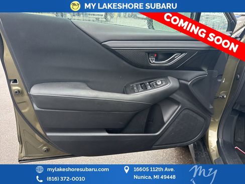 Used 2025 Subaru Outback Premium image 10