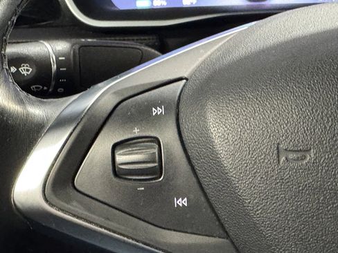 Used 2016 Tesla Model X 75D image 15