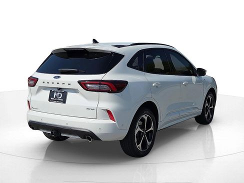 Used 2023 Ford Escape ST-Line Elite w/ Premium Technology Package image 5