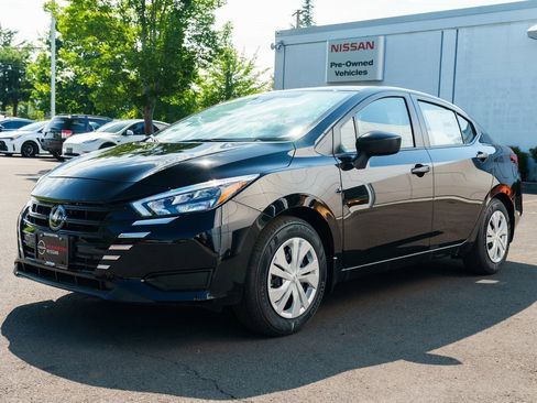 New 2025 Nissan Versa S w/ Trunk Package image 3