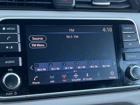 Used 2021 Nissan Versa SV image 18