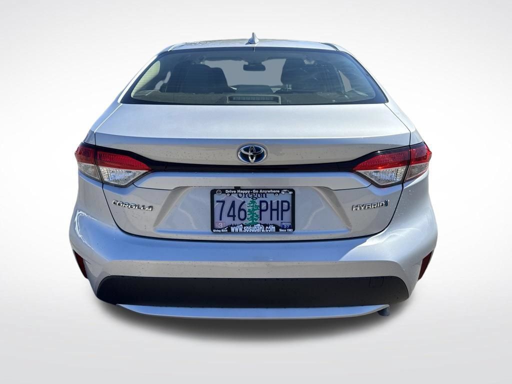 Used 2022 Toyota Corolla LE FWD image 6
