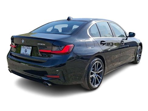Used 2021 BMW 330i xDrive Sedan w/ Driving Assistance Package AWD/4WD image 6