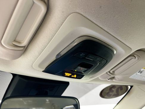 Used 2023 Toyota Corolla LE FWD image 19