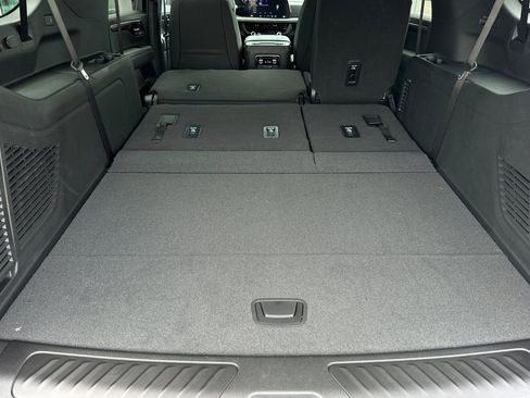 New 2026 Chevrolet Suburban LS w/ LPO, Dark Essentials Package image 16