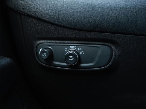 Used 2023 Chevrolet Equinox LS w/ LPO, Floor Liner Package FWD image 15