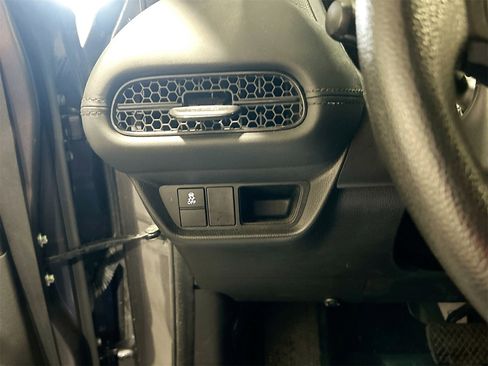 Used 2024 Honda HR-V LX image 10