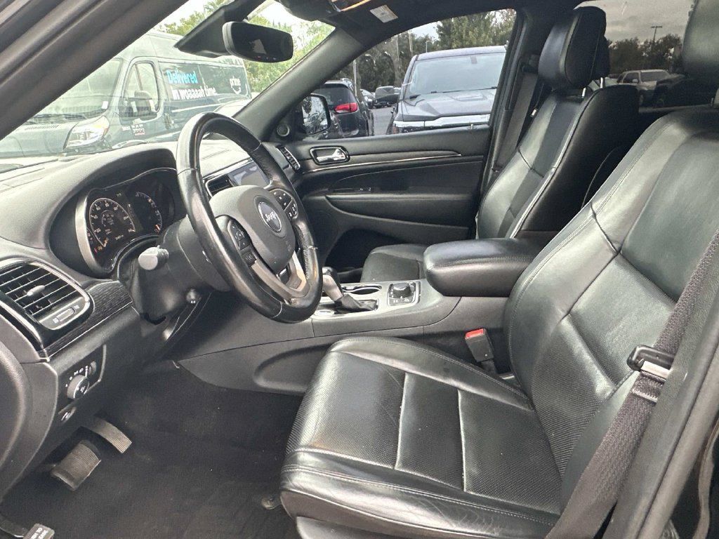 Used 2020 Jeep Grand Cherokee High Altitude AWD/4WD image 17