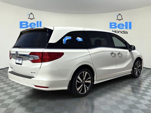 Used 2018 Honda Odyssey Elite image 4