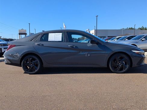 Certified 2026 Hyundai Elantra Sport image 3