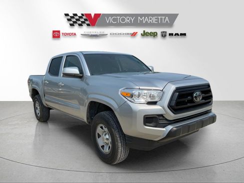 Used 2023 Toyota Tacoma SR AWD/4WD image 5