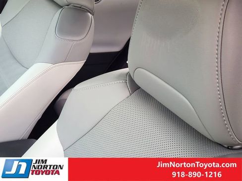 Used 2025 Toyota RAV4 Limited w/ Advanced Technology Package AWD/4WD image 16