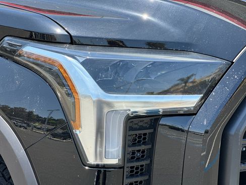 New 2026 Toyota Tundra Limited AWD/4WD image 29