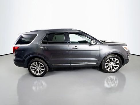Used 2016 Ford Explorer Limited image 5
