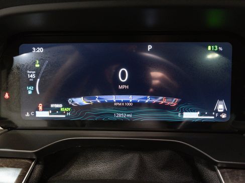 Used 2023 Jeep Grand Cherokee 4WD 4xe image 30