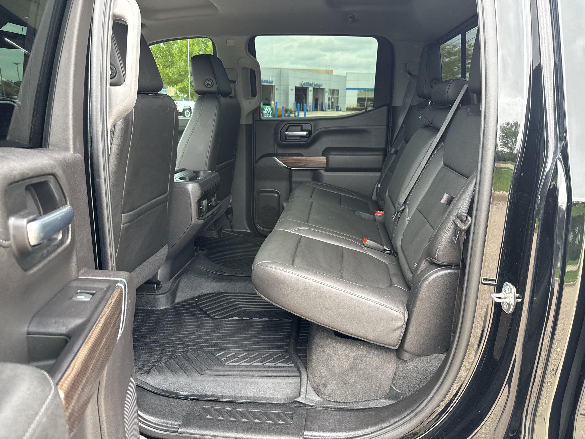 Used 2020 Chevrolet Silverado 1500 LT Trail Boss w/ Midnight Edition AWD/4WD image 36