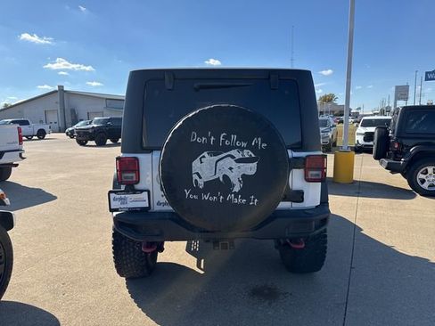 Used 2016 Jeep Wrangler Sport image 6