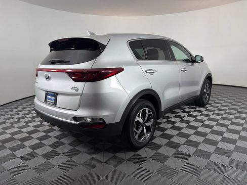 Used 2022 Kia Sportage LX AWD/4WD image 3