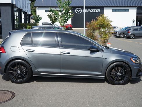 Used 2019 Volkswagen Golf R 4-Door AWD/4WD image 2