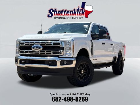 Used 2025 Ford F250 XLT w/ FX4 Off-Road Package AWD/4WD image 1