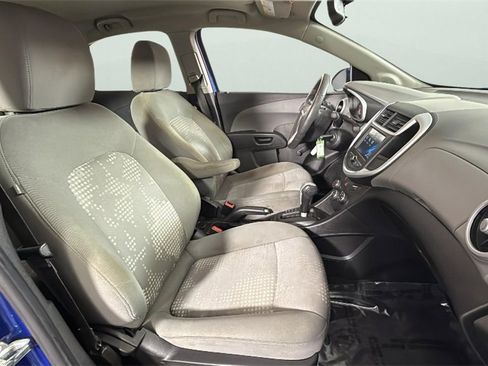 Used 2017 Chevrolet Sonic LS image 28