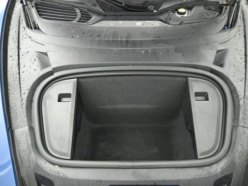 Used 2024 Porsche Taycan 4 Cross Turismo w/ Premium Package image 34