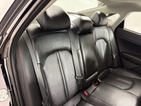 Used 2020 Kia Optima Premium FWD image 23
