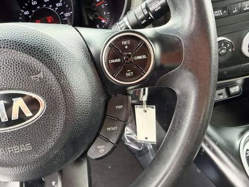Used 2014 Kia Soul image 11