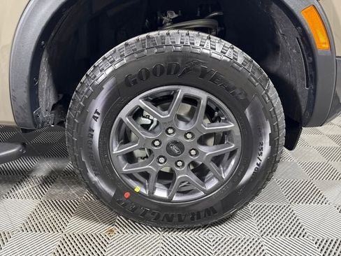 New 2025 Ford Ranger XLT w/ FX4 Off-Road Package image 9