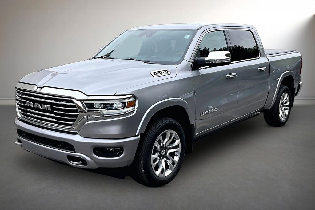 Used 2022 RAM 1500 Limited AWD/4WD image 3